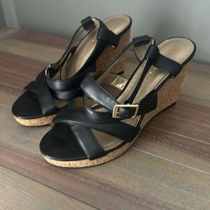 Adrienne Vittadini wedged women’s size 10, like new